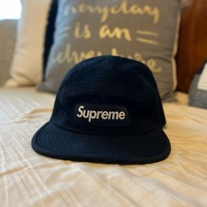 Authentic Supreme Strap-back Cap (Black)
